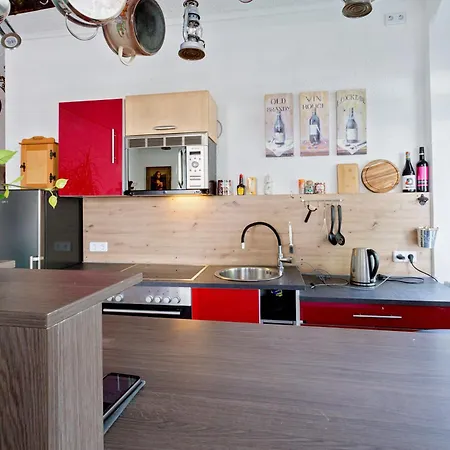 Doppelzimmer III Gaestezimmer In Unterkunft Mit Gemeinschaftsbad Und Gemeinschaftskueche Chemnitz Exterior photo